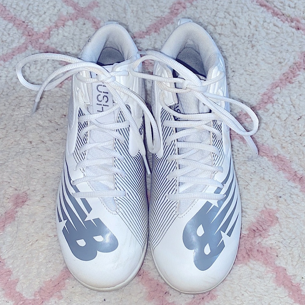 Like-new New Balance Cleats